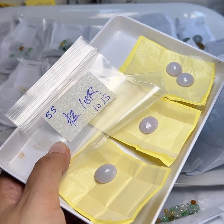 未镶嵌定制翡翠米*不