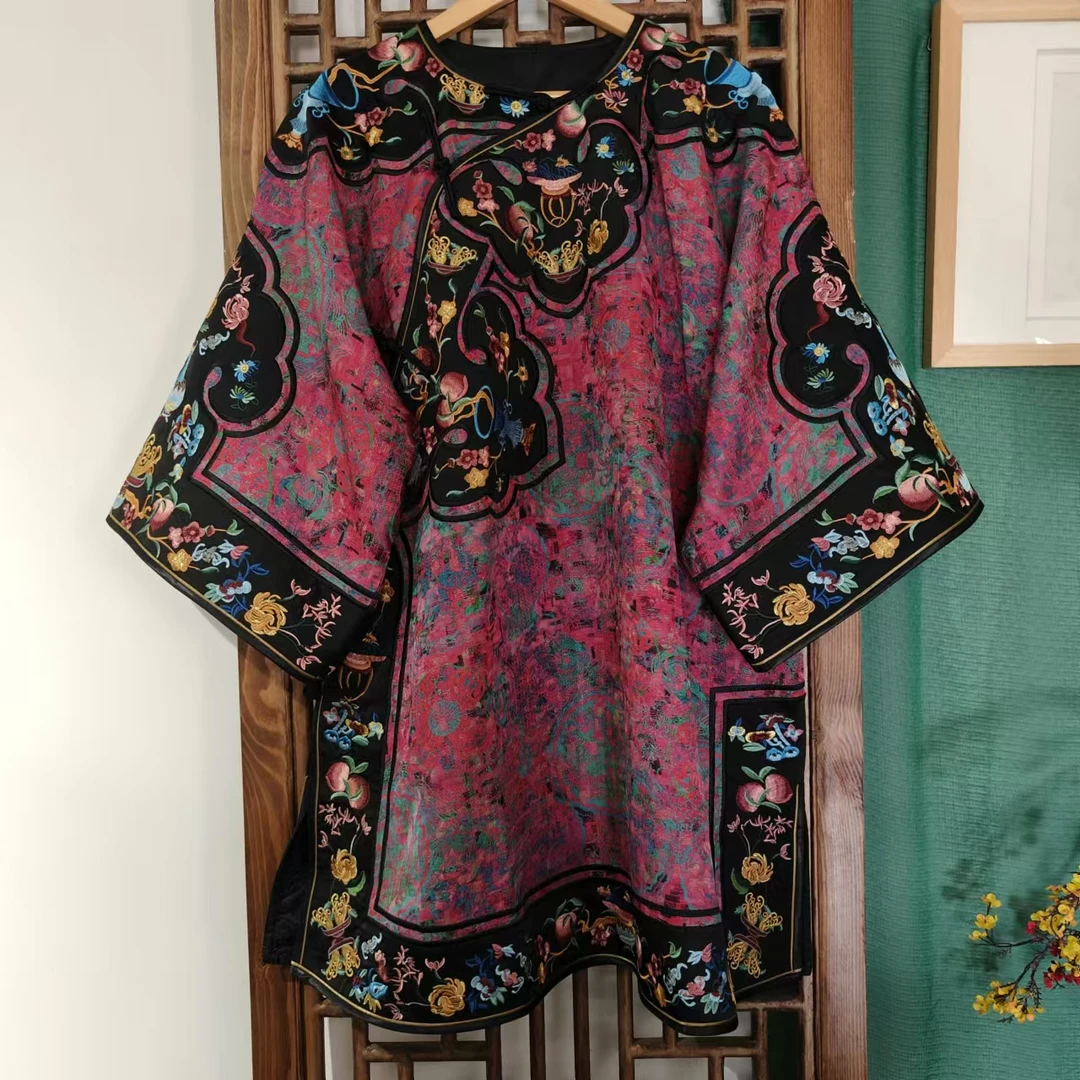 （HY101075-1）凤徕兮私人定制蓝紫色香香小花刺绣如意边斜襟袍子