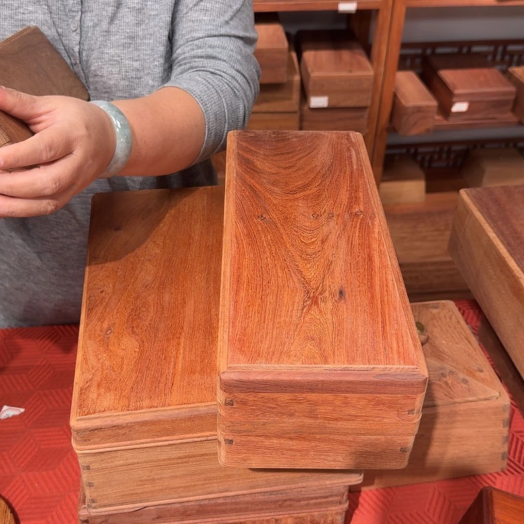 十***田大果紫檀机关盒一个