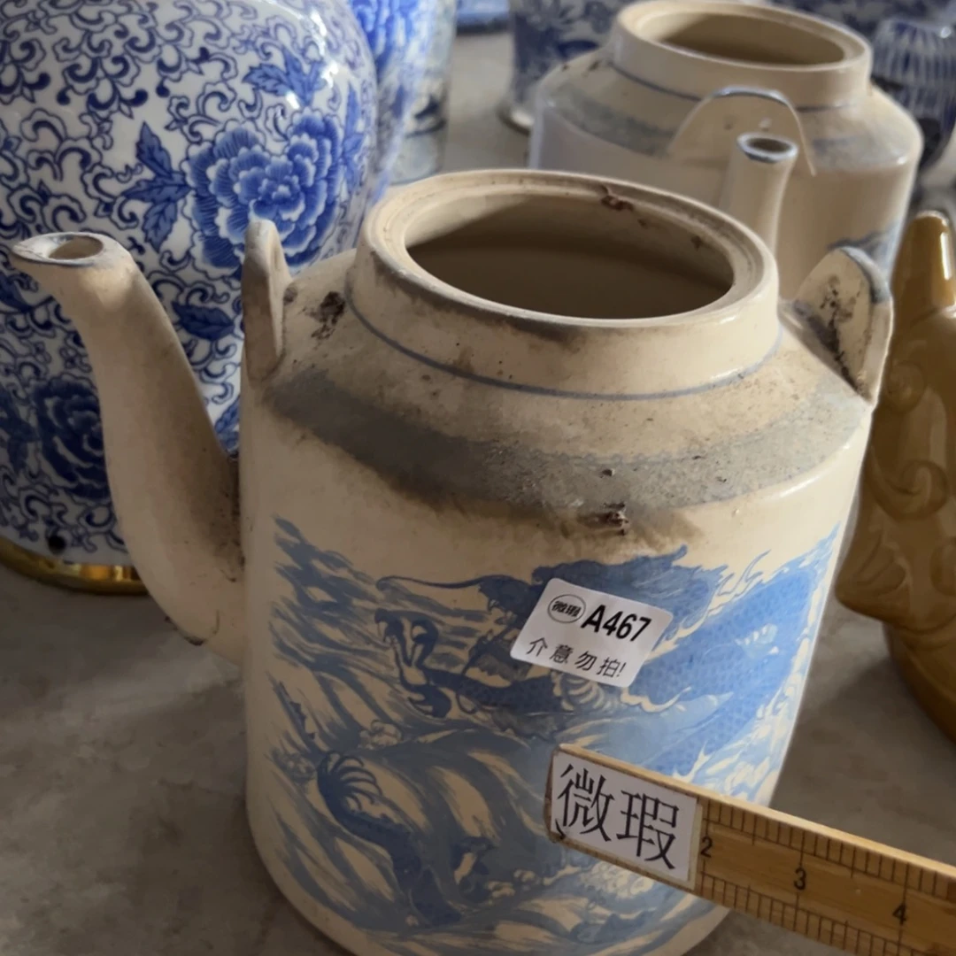 微瑕青花瓷器值得厚爱
