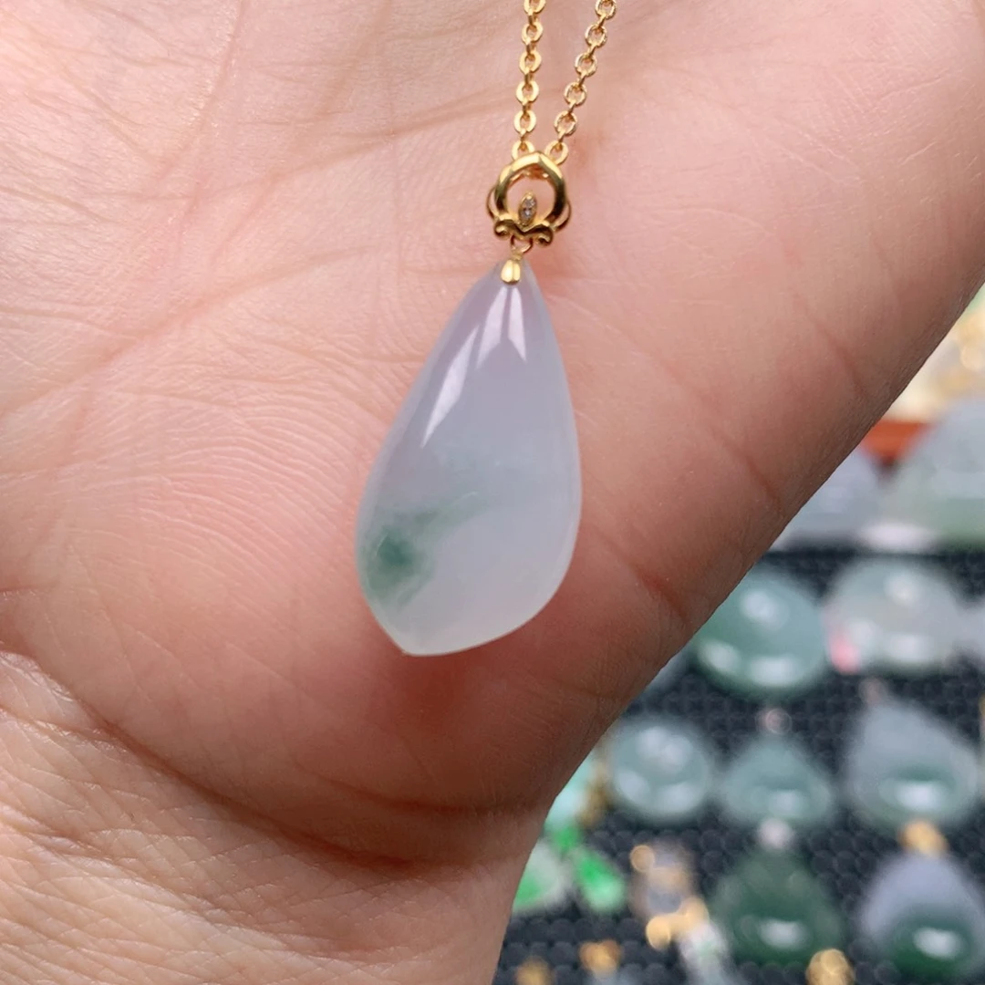 【闪购商品】翡翠吊坠(不含链)18K金镶嵌