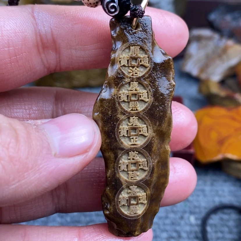 【闪购商品】原石雕刻手把件