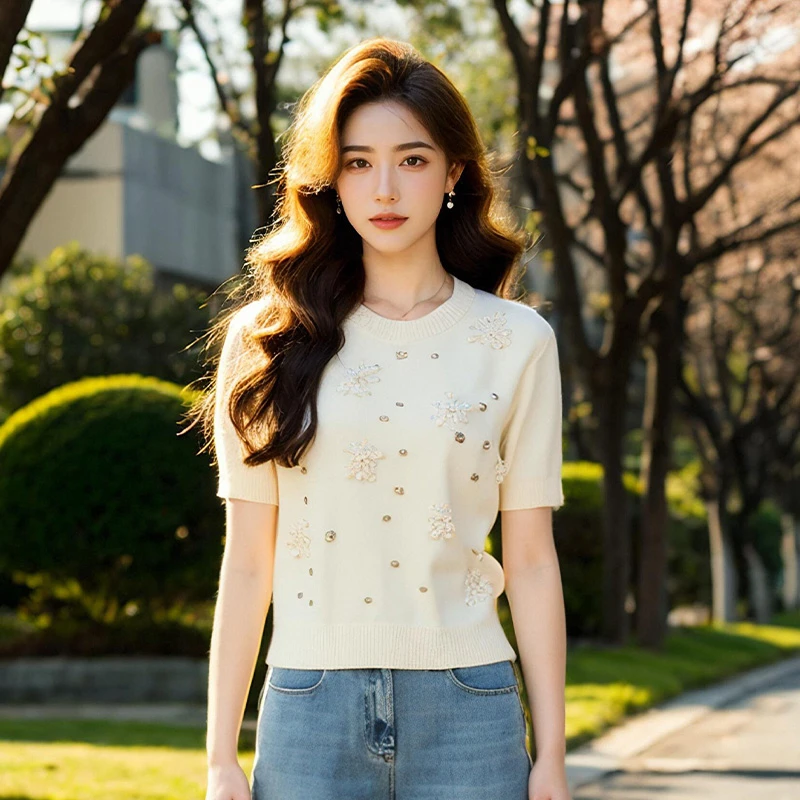 奢姿大码女装2025夏季减龄钉珠圆领针织衫胖妹妹绣花设计时尚上衣