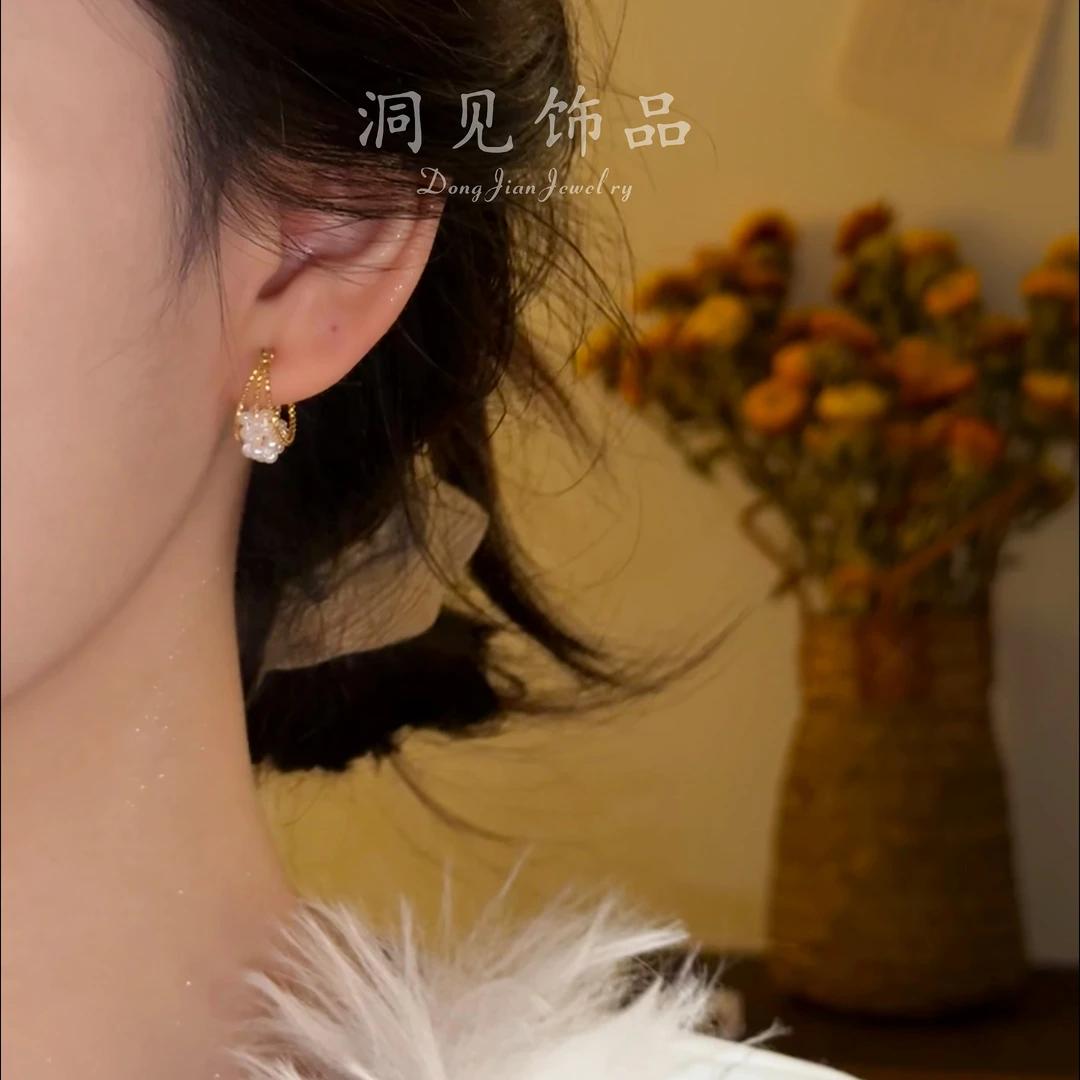 【洞见】新显脸小金色气质甜美风必备大圈设计百搭小香ES1445