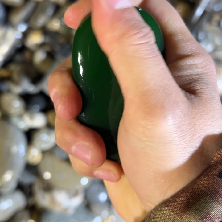 石英岩玉未镶嵌车挂