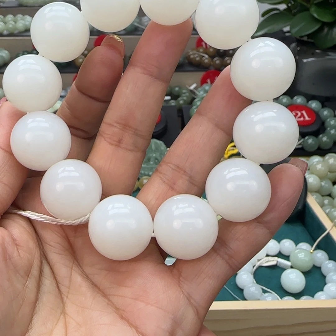 和田玉未镶嵌手链