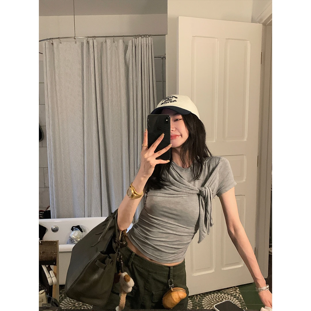 欧阳 5/16 20点【超Like扭扭Tee】飘带结纽短袖T恤修身上衣