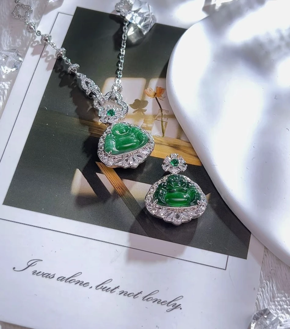 翡翠A货满绿佛公气质时尚富婆百搭多样性发一件