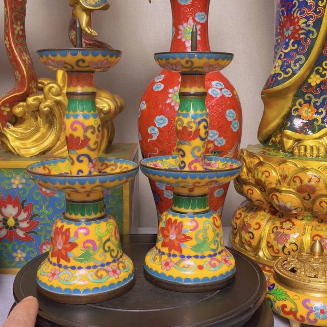 有**福铜胎掐丝珐琅烛台一对