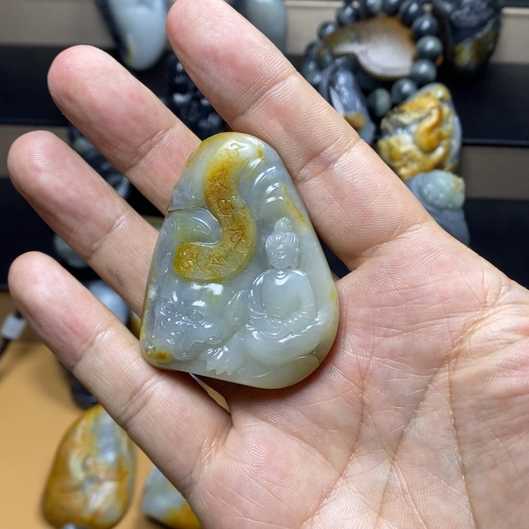 颈饰未镶嵌和田玉