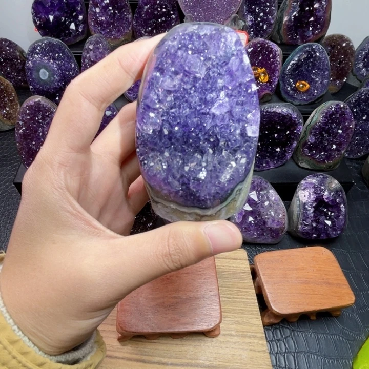 紫晶大型摆件（非配饰）未镶嵌