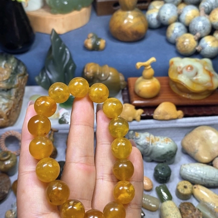 蛇纹石玉未镶嵌花玉13珠