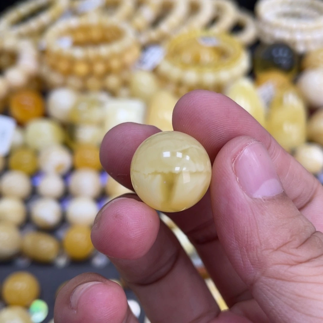 未镶嵌蜜蜡裸石16.8mm