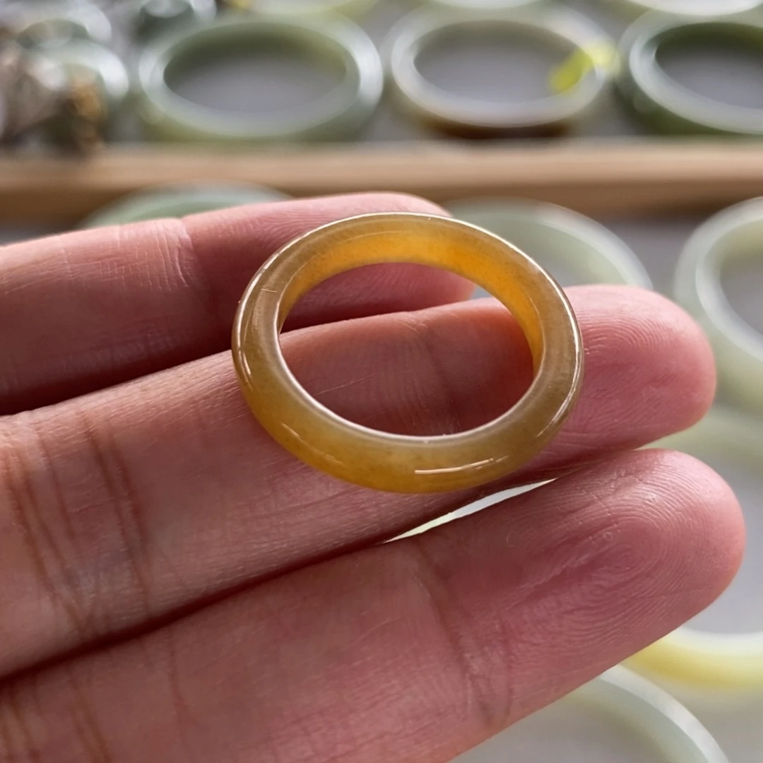 和田玉（糖玉）未镶嵌戒指