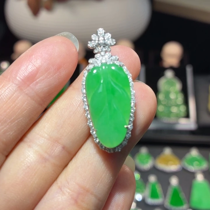 翡翠18K金镶嵌吊坠(不含链)翡翠