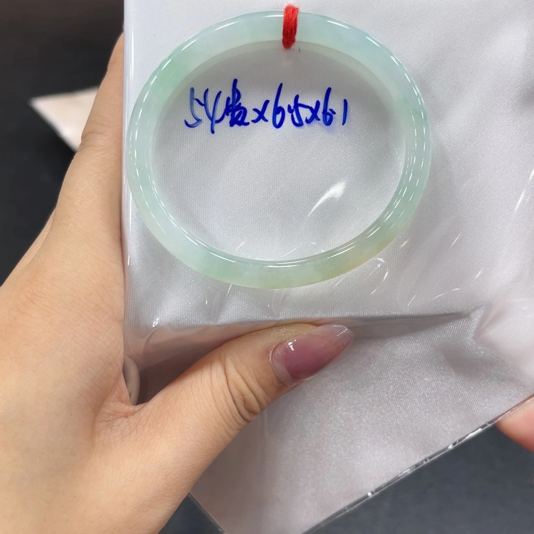 未镶嵌手镯翡翠翡翠