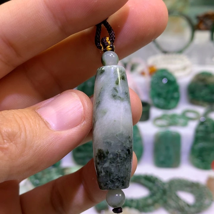 【闪购商品】独山玉未镶嵌颈饰