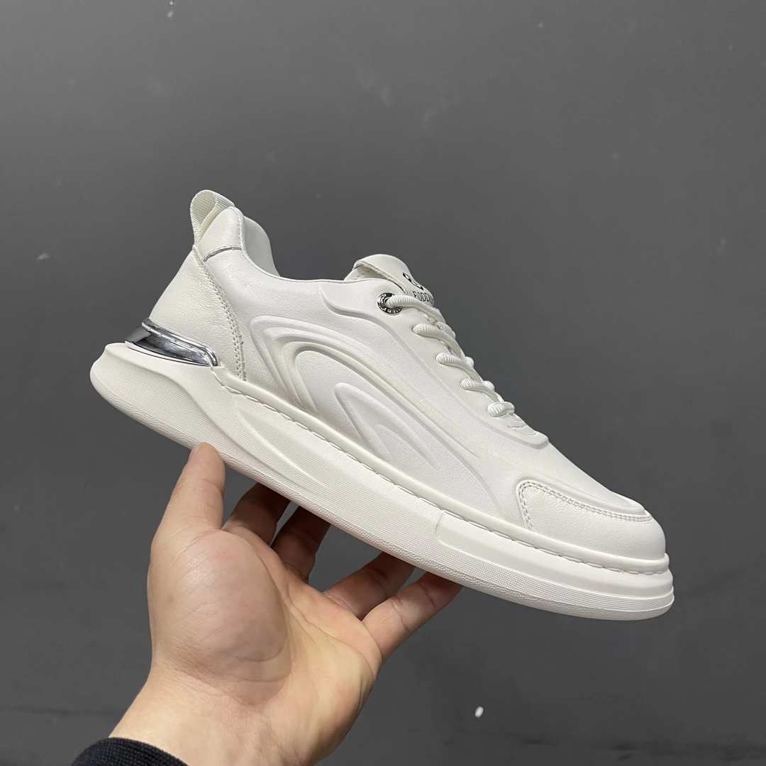 21303瑕疵样品孤品休闲鞋（瑕疵介意勿拍）