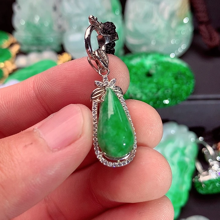 翡翠未镶嵌吊坠(不含链)