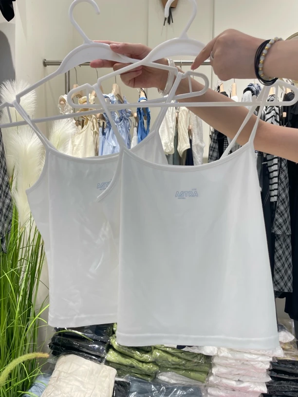 时尚元气百搭背心吊带