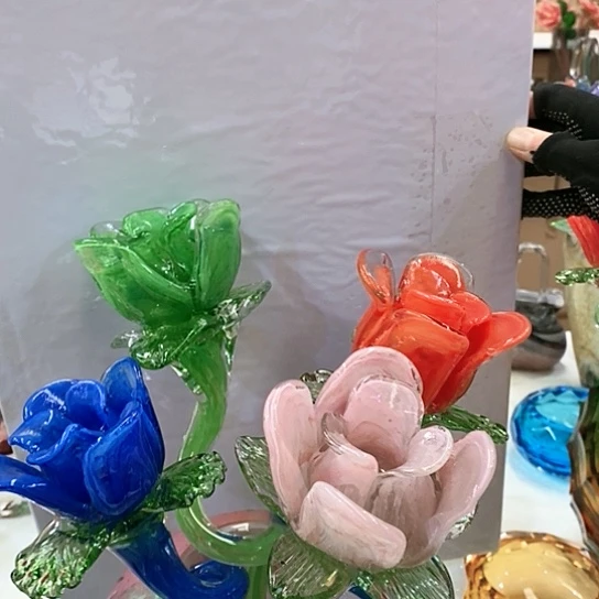 琉璃花瓶高45厘米宽8厘米