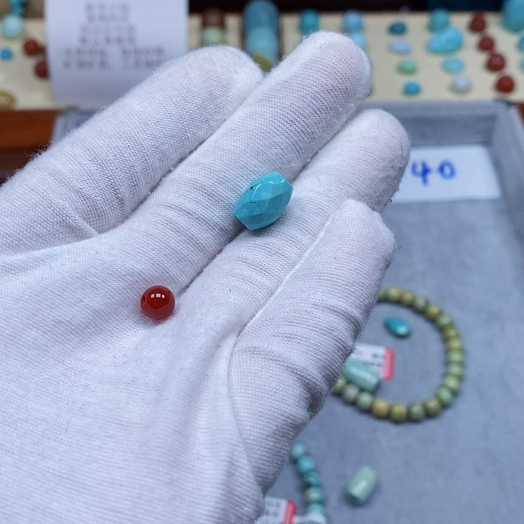 南红玛瑙配饰未镶嵌