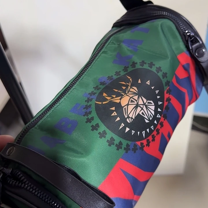 猪剖层皮革光辉是加快改革光辉