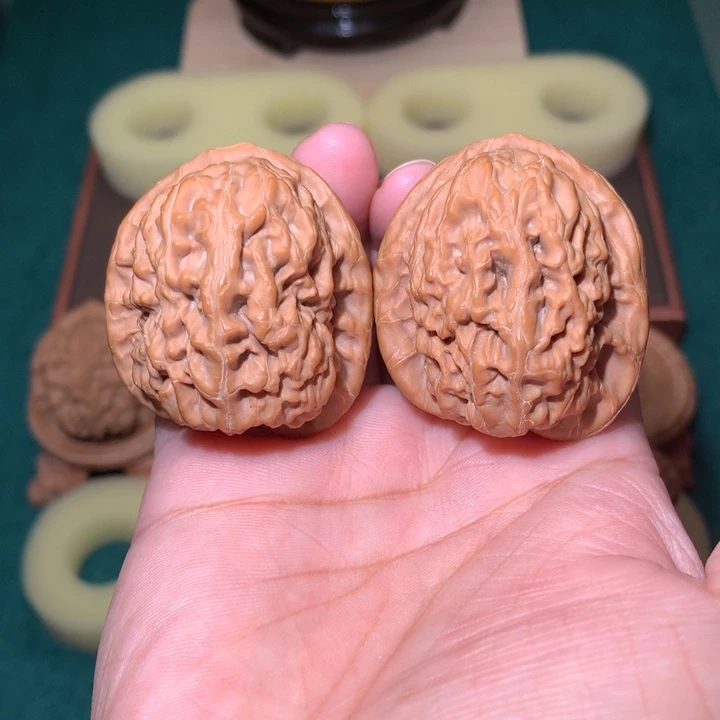 核桃文玩核桃把件红莲