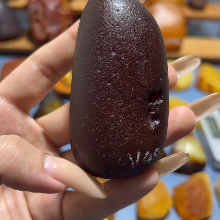 定制琥珀未镶嵌波罗的海琥珀