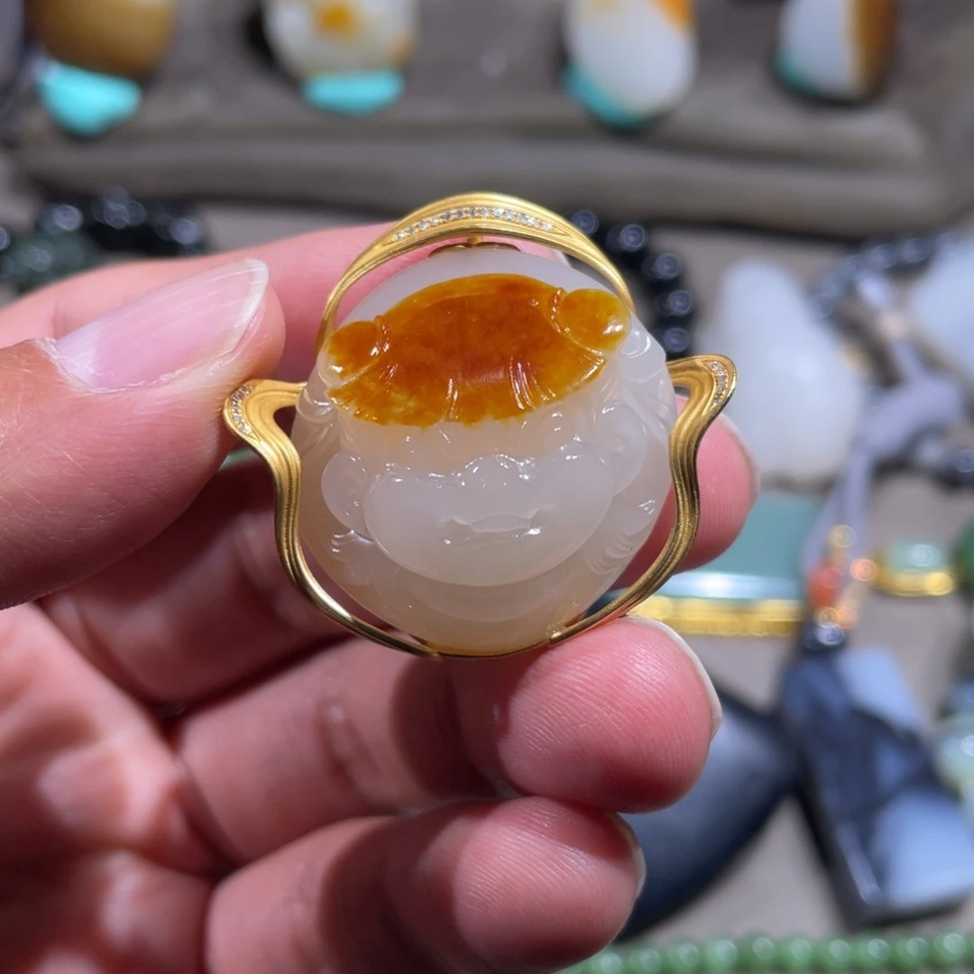 和田玉未镶嵌颈饰