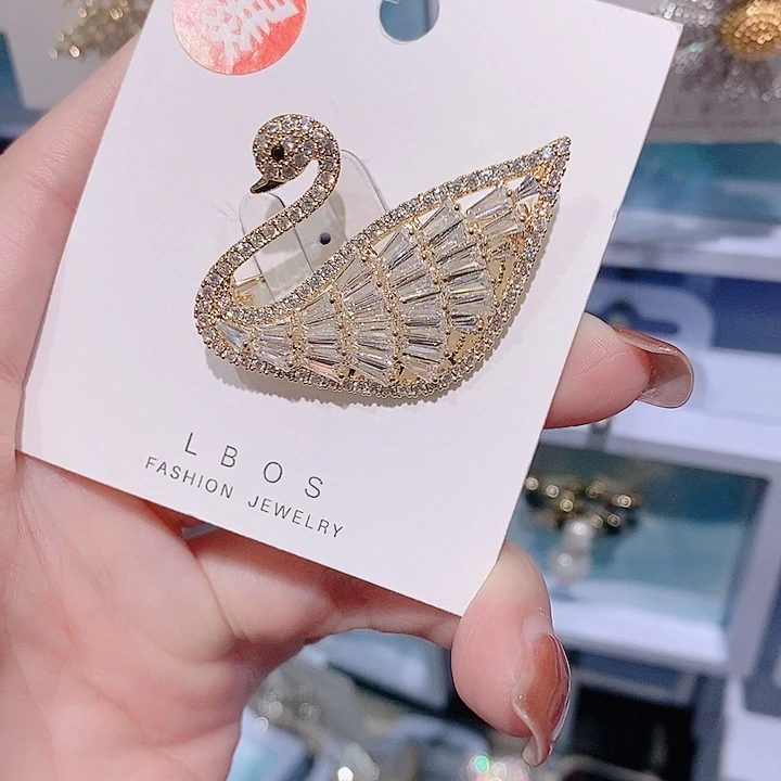 锆石铜合金天鹅胸针 金色