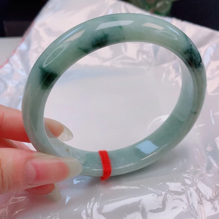 翡翠未镶嵌手镯60圈