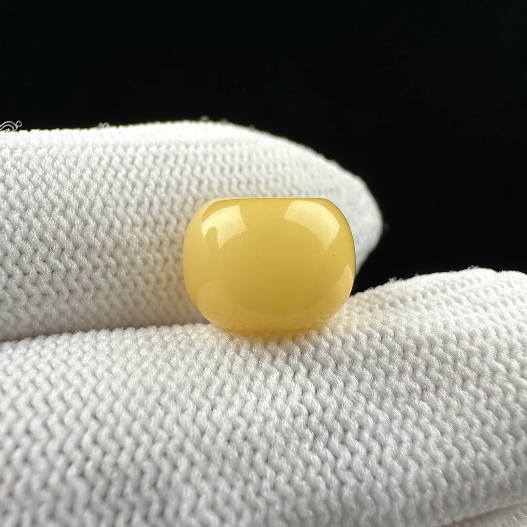 B9331天然原矿蜜蜡 【微瑕】墩子11.5*8.5mm 支持复检 假一罚十