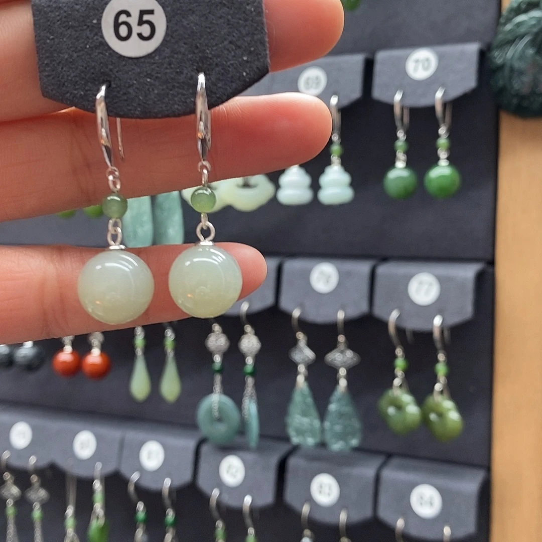 云***-和田玉银S925镶嵌耳饰