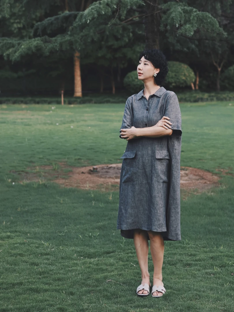 TT设计师【年轮】纯色织亚麻时尚气质纹理褶皱设计感连衣裙TT190612