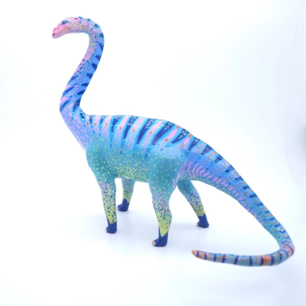 新品！王甜心雕塑《恐龙》限量1件100%手工制作荣誉出品