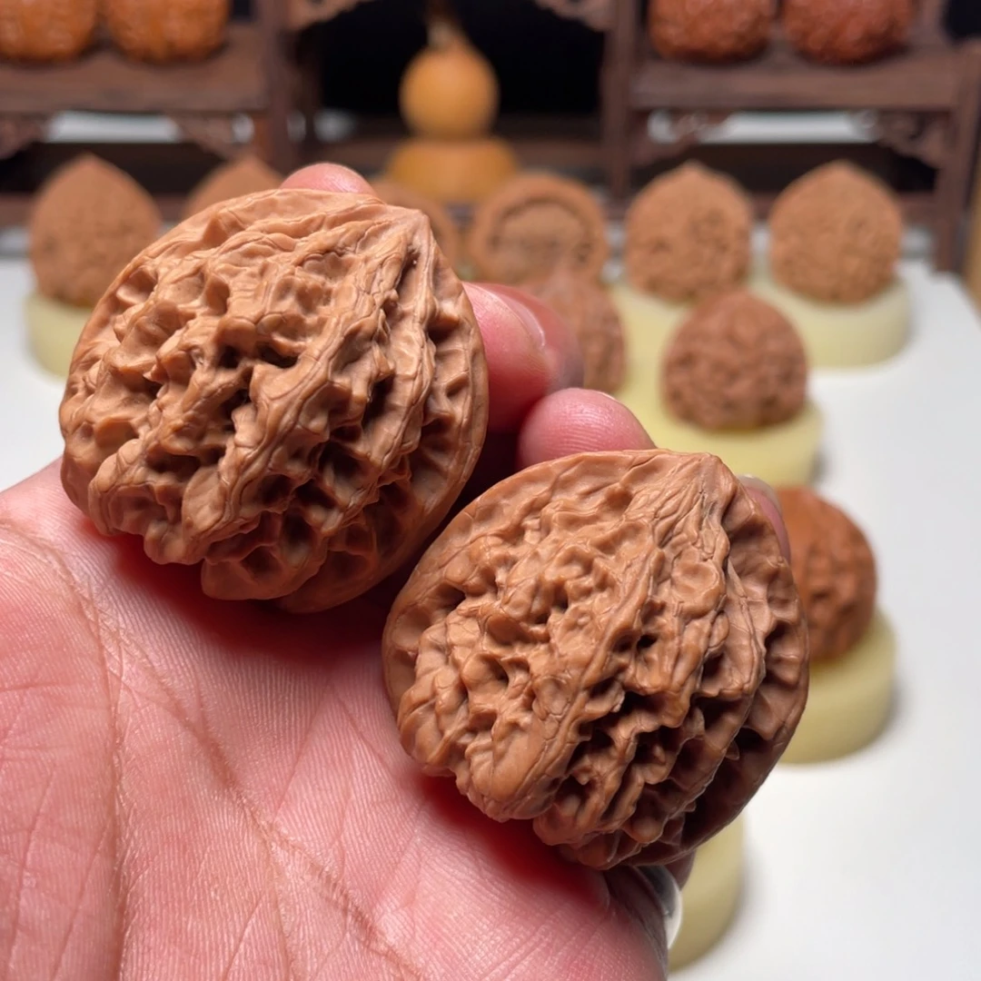 吊坠文玩核桃野牛