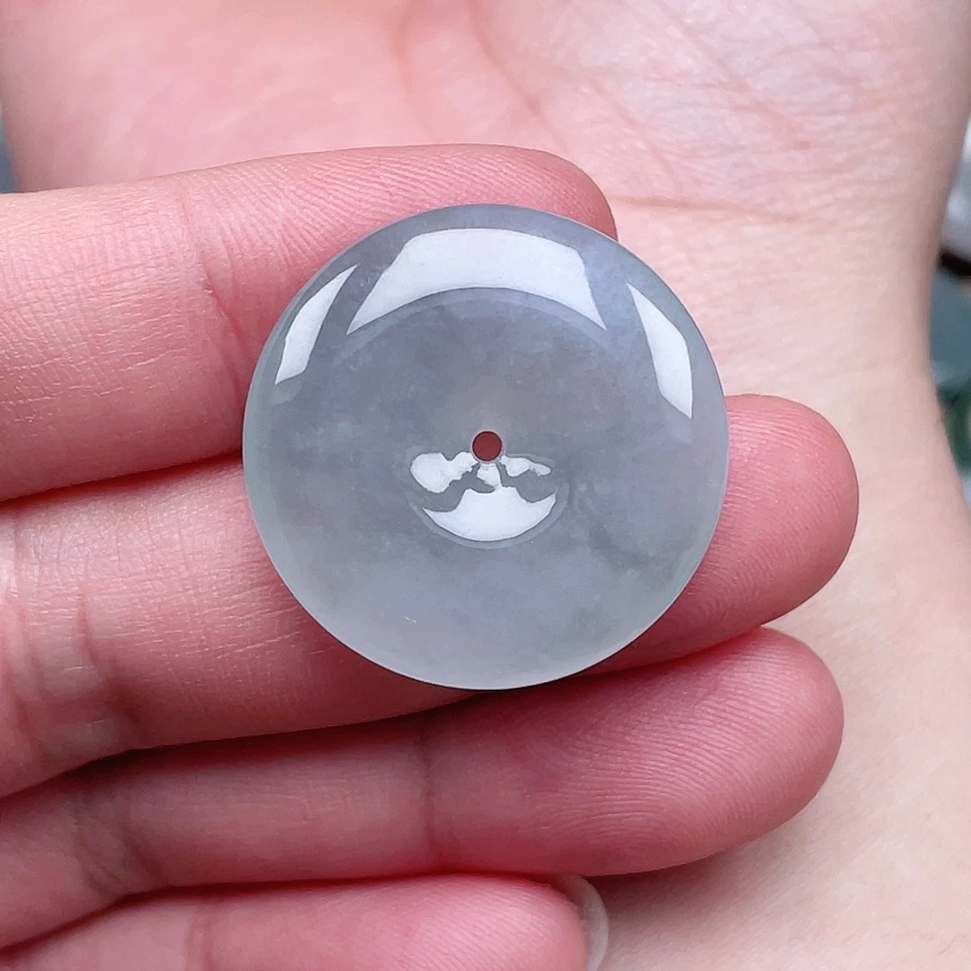 永***饰翡翠未镶嵌颈饰平安扣