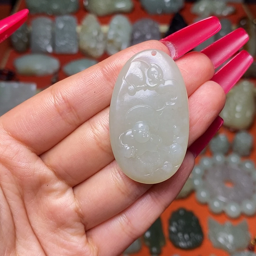 和田玉未镶嵌颈饰