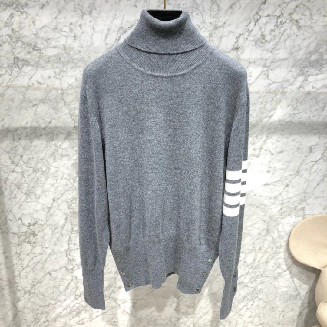 【蓉蓉】T家经典四道杠羊毛高领翻领针织套头毛衣-MTB003