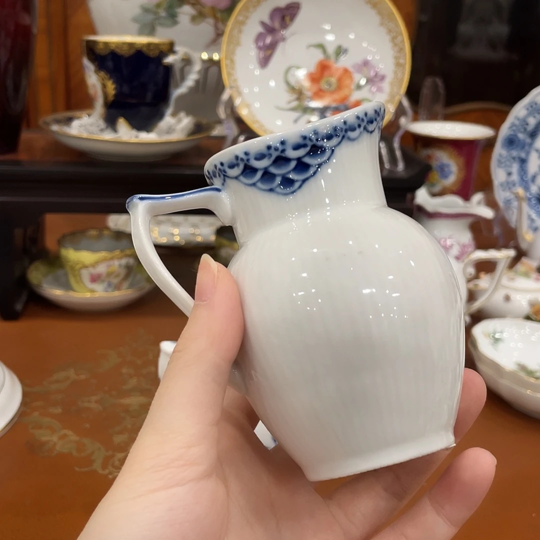 摆件中古哥哈奶罐