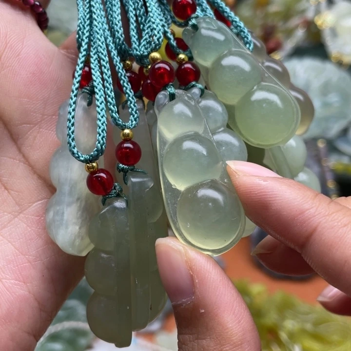 未镶嵌岫玉吊坠毛衣链锁骨链