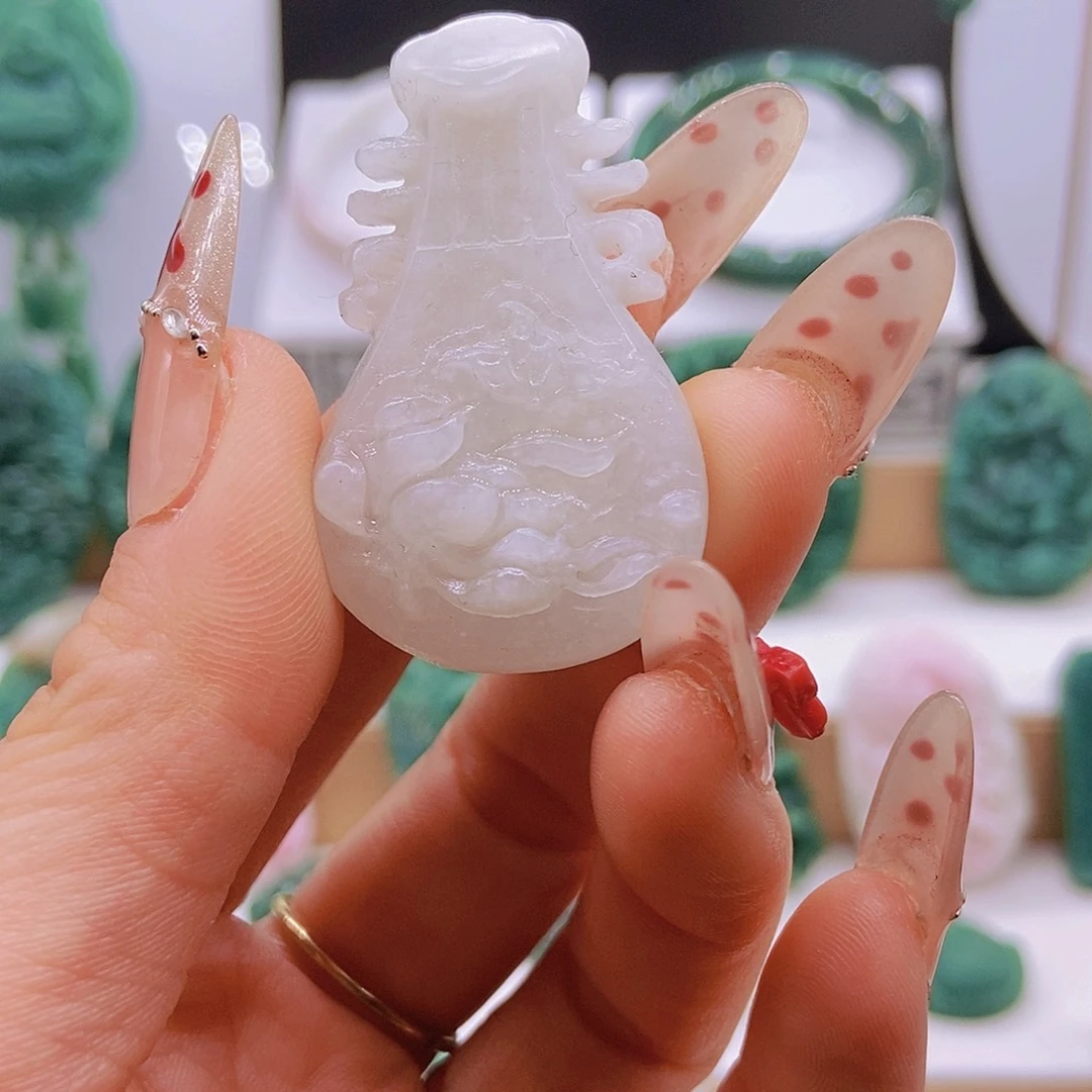 独山玉颈饰未镶嵌开**儿