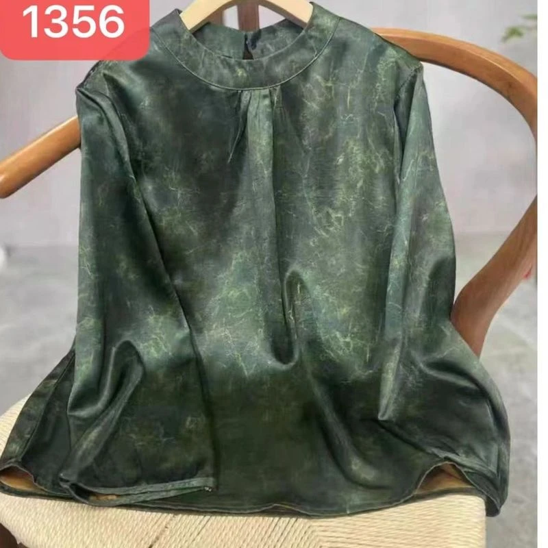 1356-18新款时尚百搭小衫
