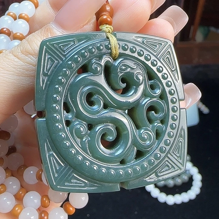 和田玉未镶嵌颈饰定制发货