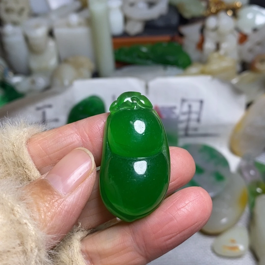 和田玉（糖玉）未镶嵌颈饰