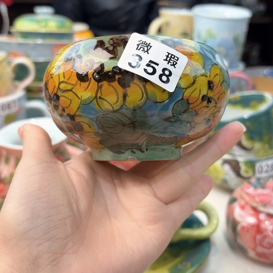 瓷片兔兔好可爱呀