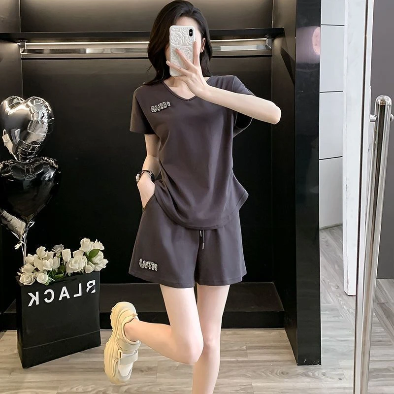 夏季大码宽松韩版显瘦网红阔腿薄款百搭外穿跑步小个子领短袖运动