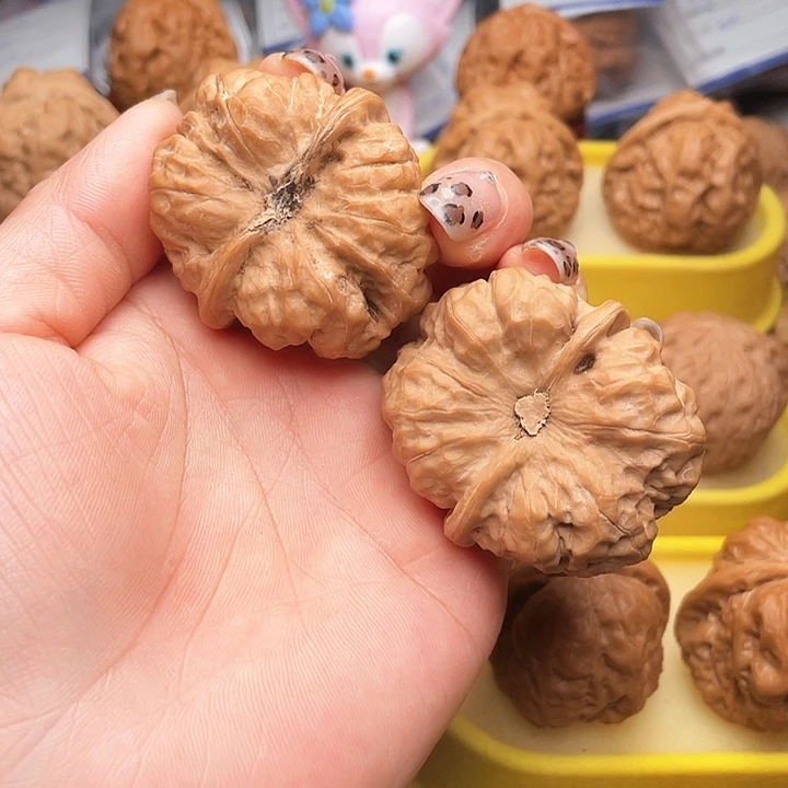 吊坠文玩核桃不****℡蛤蟆