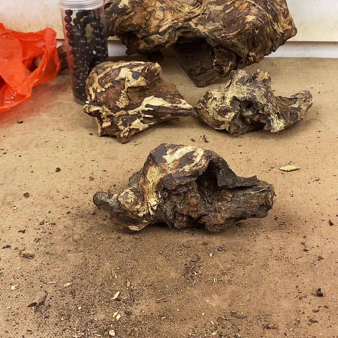 木1***2原材料……………